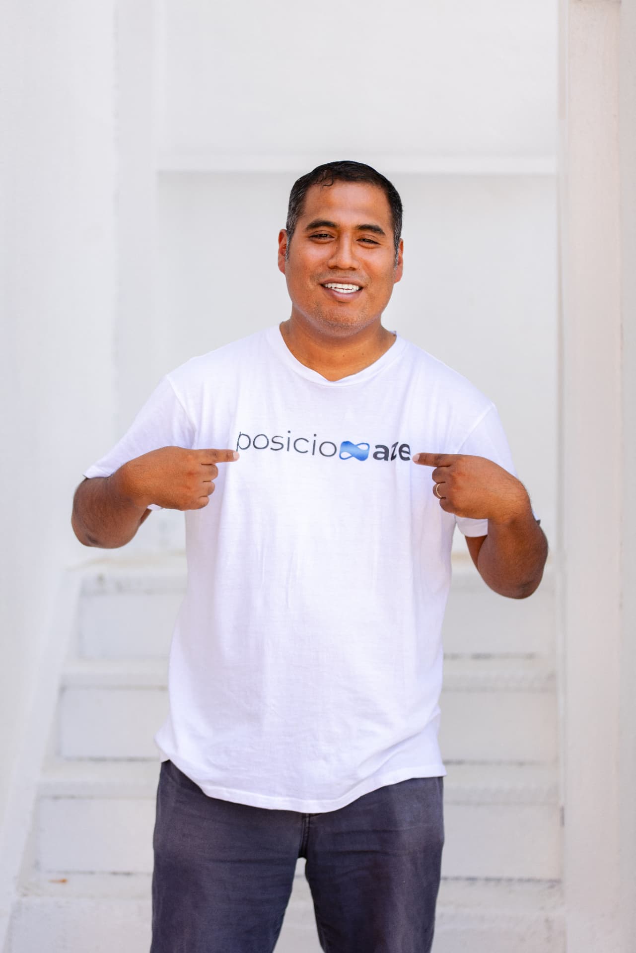 Elvis Manuel, Director y estratega CRO en Posicionaze